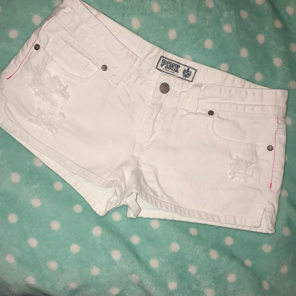 U need these shorts!!